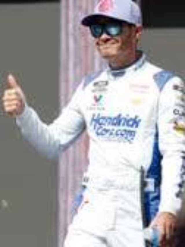 Larson does it again in Austrailia! 5 Epic Moments from a Dominant Win